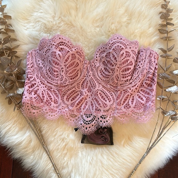 NWT Victoria’s Secret pink rose multi way bra! - Picture 1 of 3